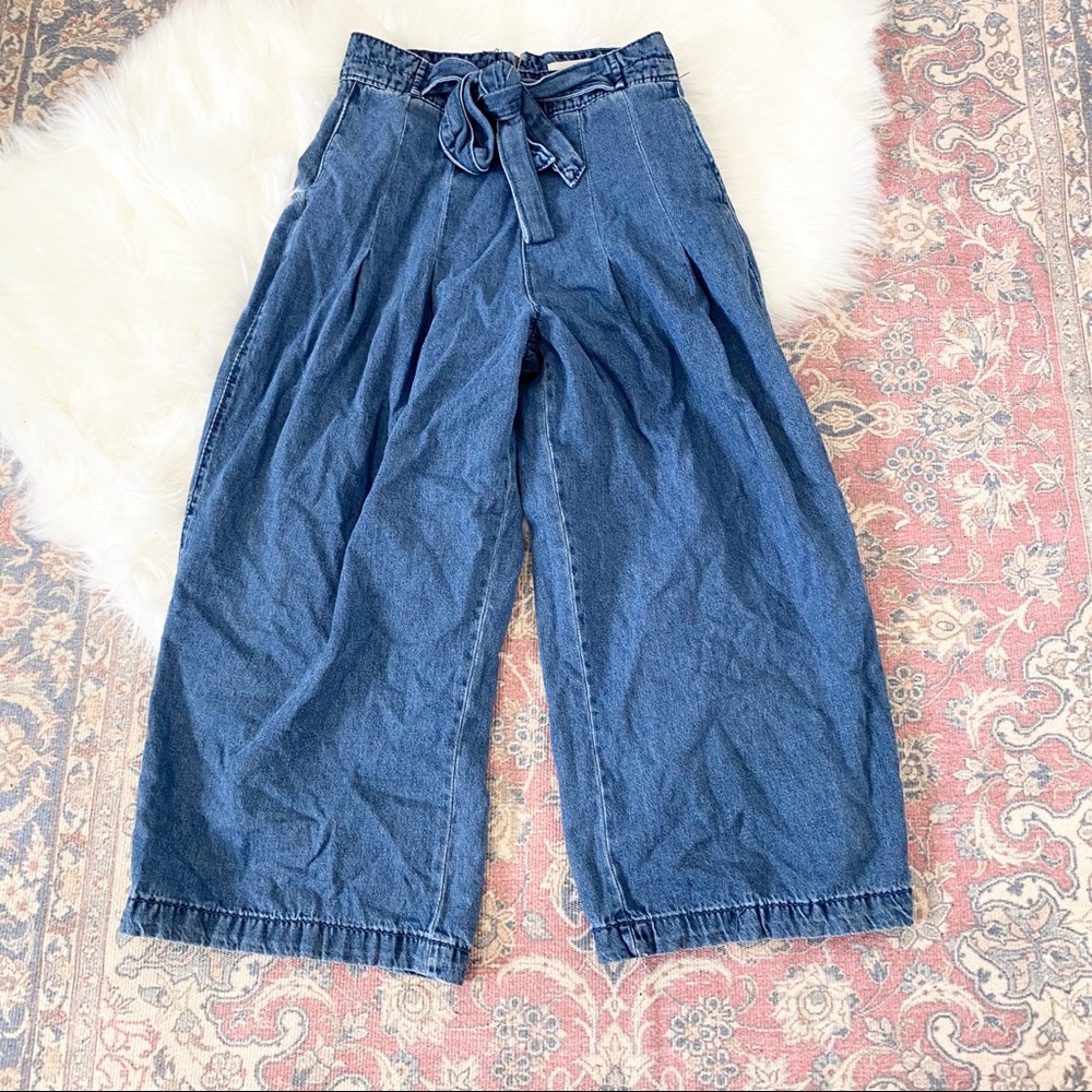 🌿Universal Thread Tie Waist Wide Leg Jeans